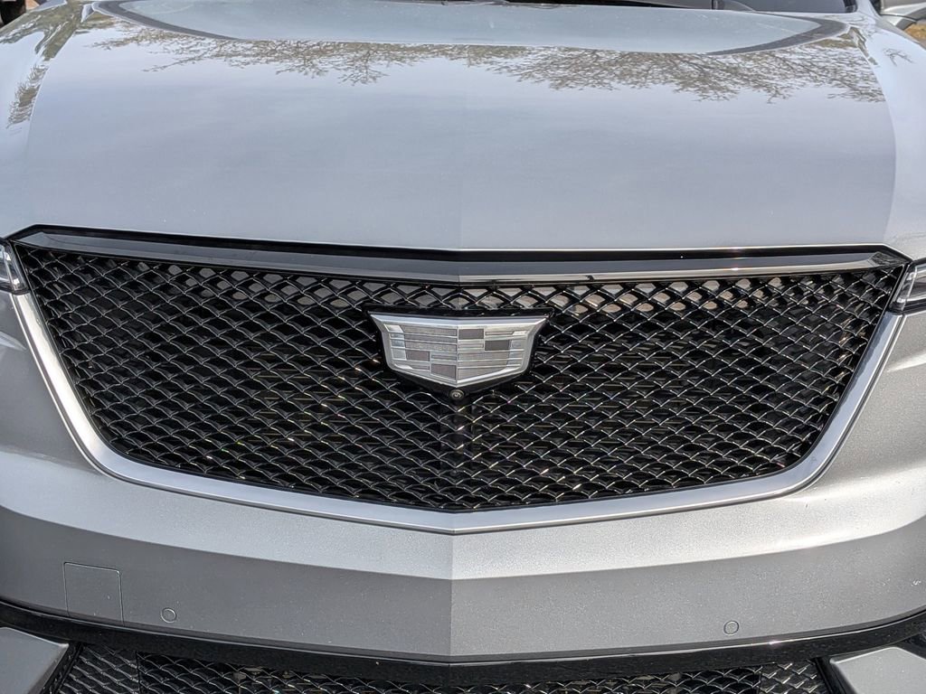 Certified 2023 Cadillac XT6 Sport w/ Technology Package AWD/4WD image 10