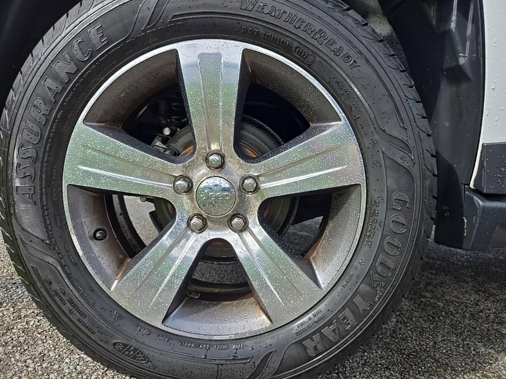 Used 2017 Jeep Compass High Altitude AWD/4WD image 31