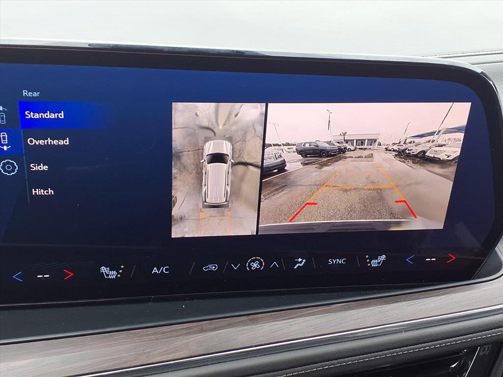 Used 2025 Chevrolet Tahoe LT image 4