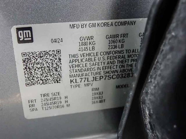 Certified 2025 Chevrolet Trax RS w/ Sunroof Package FWD image 33