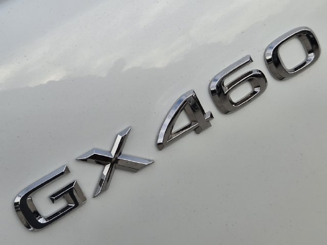 Used 2020 Lexus GX 460 Premium w/ Premium Package AWD/4WD image 9