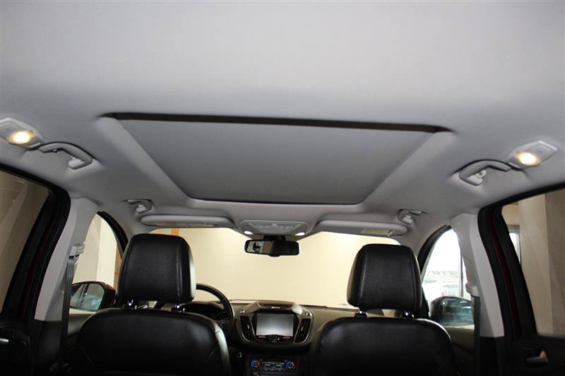 Used 2017 Ford Escape Titanium AWD/4WD image 24