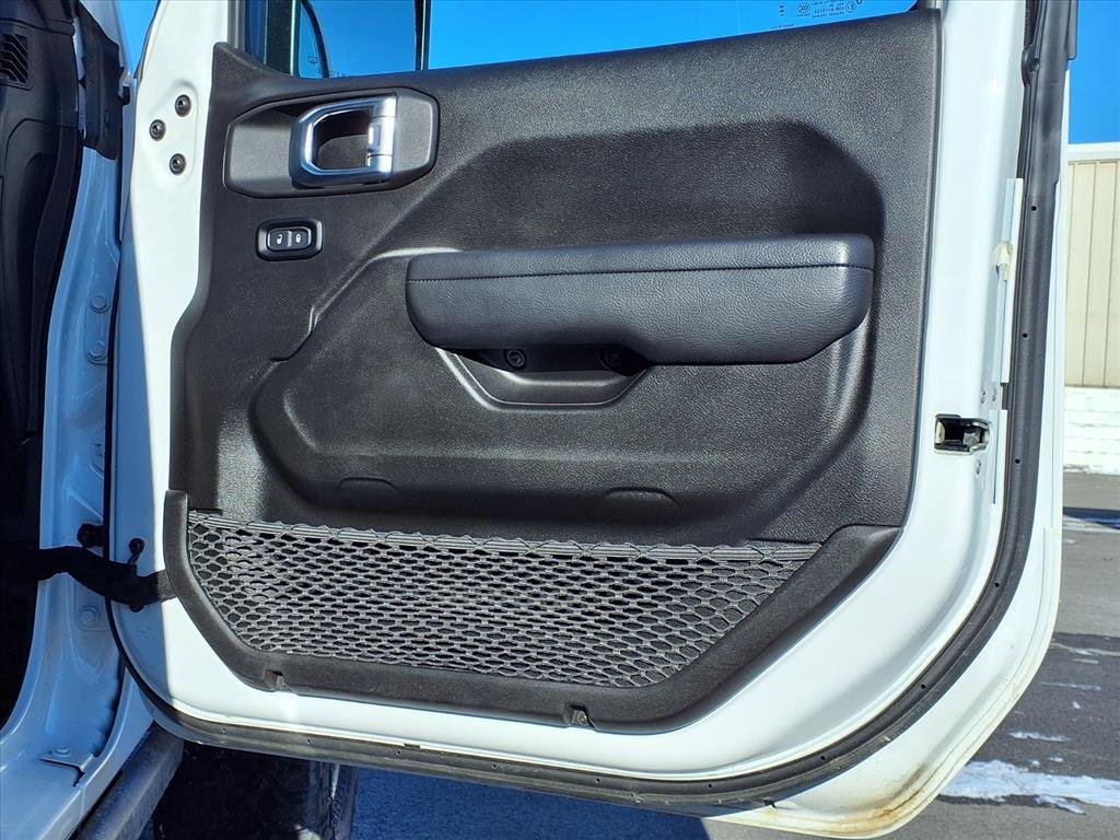 Used 2024 Jeep Wrangler Willys image 21