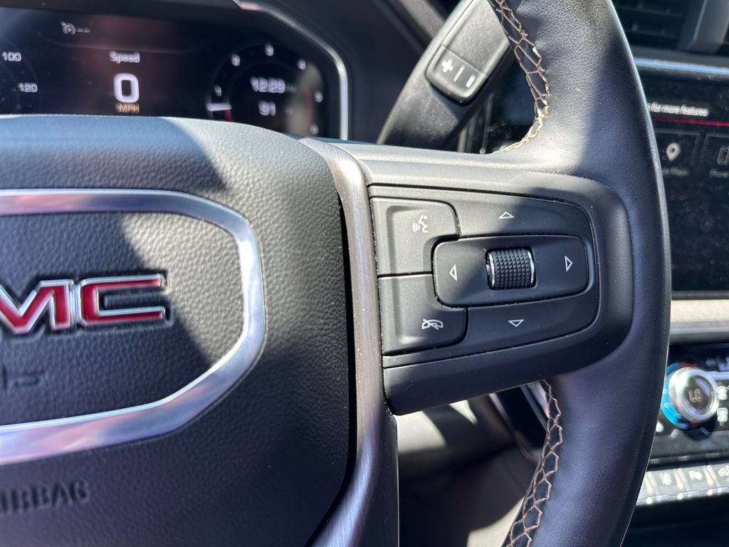 Used 2025 GMC Sierra 2500 AT4 AWD/4WD image 16