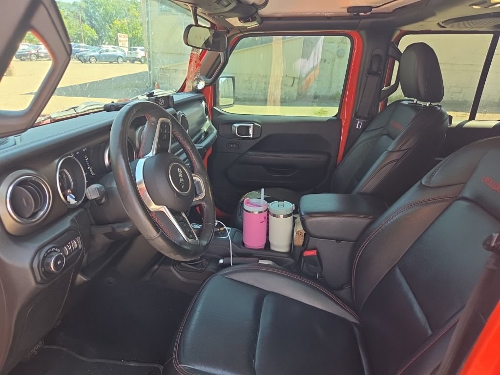 Used 2019 Jeep Wrangler Unlimited Rubicon w/ Cold Weather Group AWD/4WD image 26
