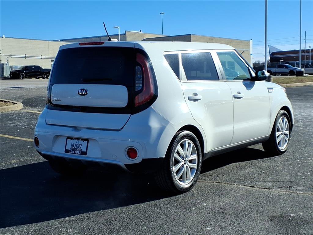 Used 2019 Kia Soul + image 27
