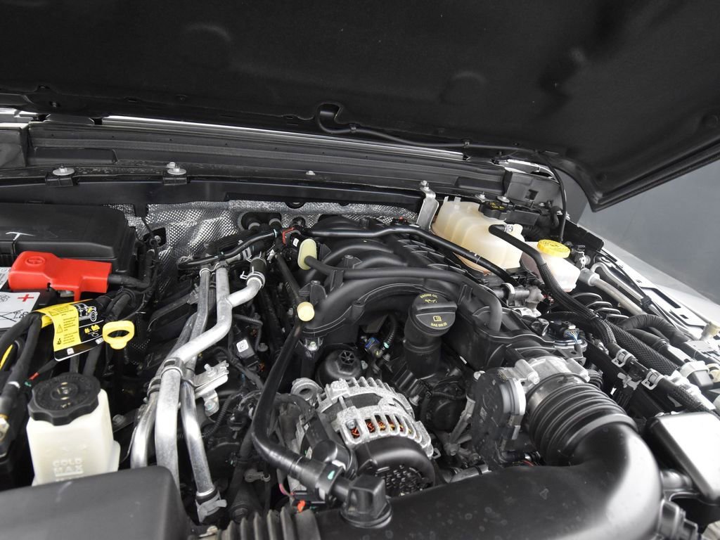 Used 2024 Jeep Wrangler Unlimited Rubicon w/ Convenience Group image 15