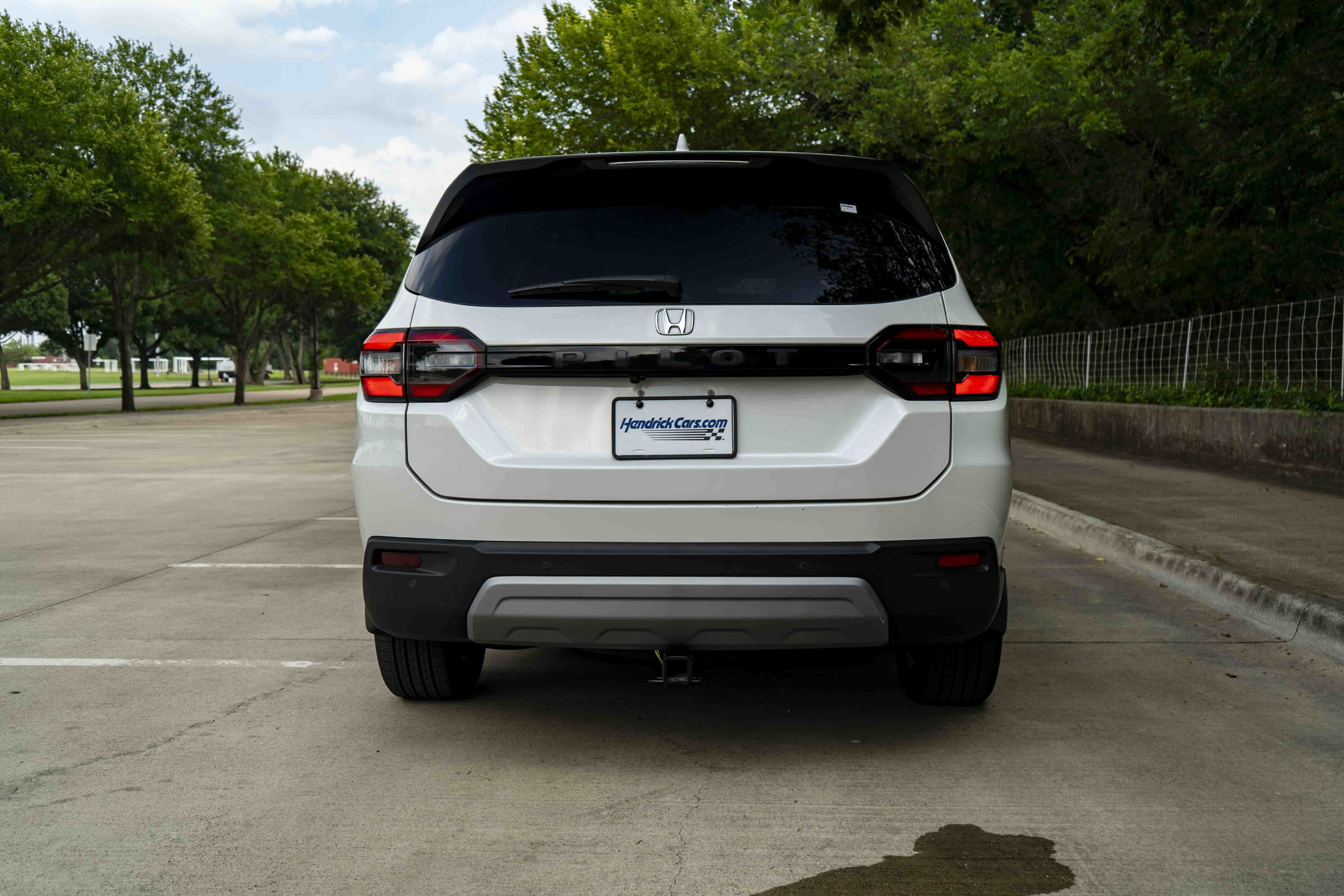 Used 2025 Honda Pilot EX-L image 8