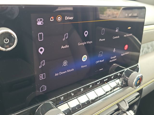 Used 2025 Chevrolet Colorado ZR2 AWD/4WD image 23