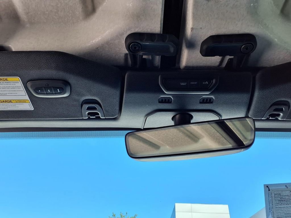 Used 2019 Jeep Wrangler Unlimited Sahara w/ Uconnect 4C Nav & Sound Group AWD/4WD image 20