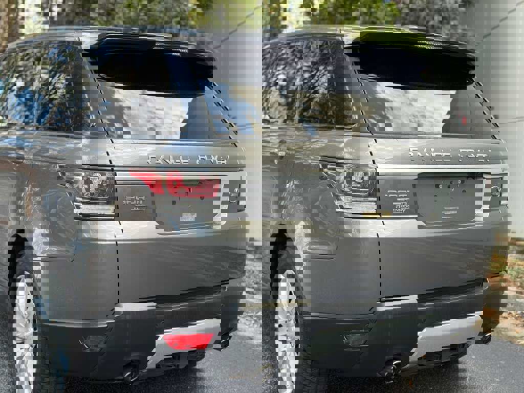 Used 2015 Land Rover Range Rover Sport HSE image 14