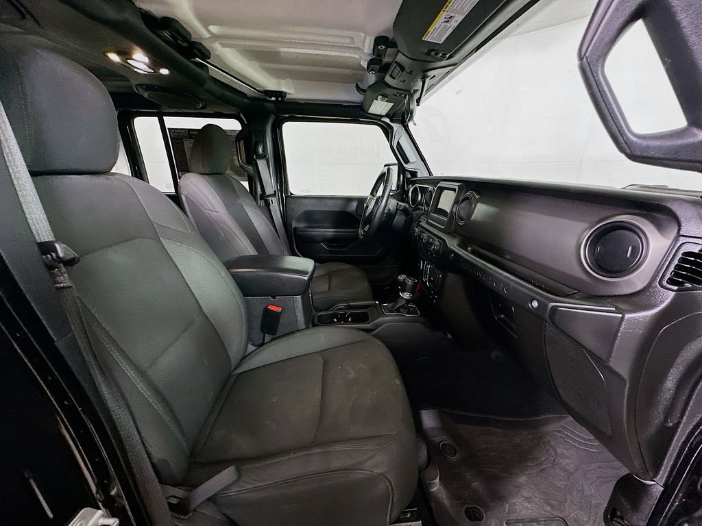 Used 2023 Jeep Wrangler Unlimited Sport image 12