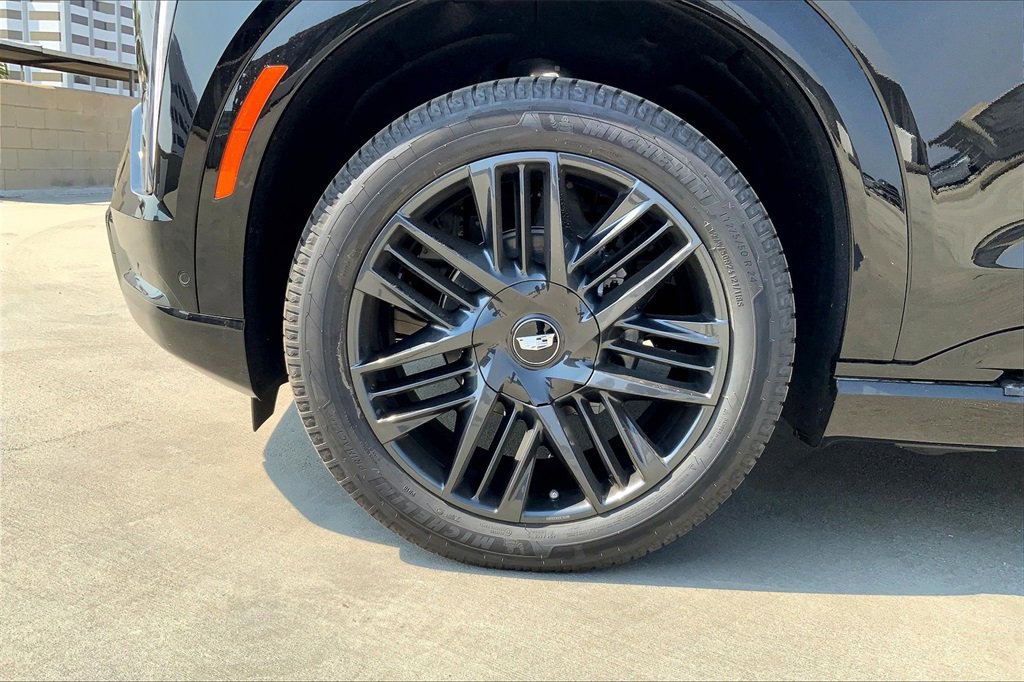 New 2026 Cadillac Escalade IQ Sport 2 w/ LPO, ONYX Package image 13