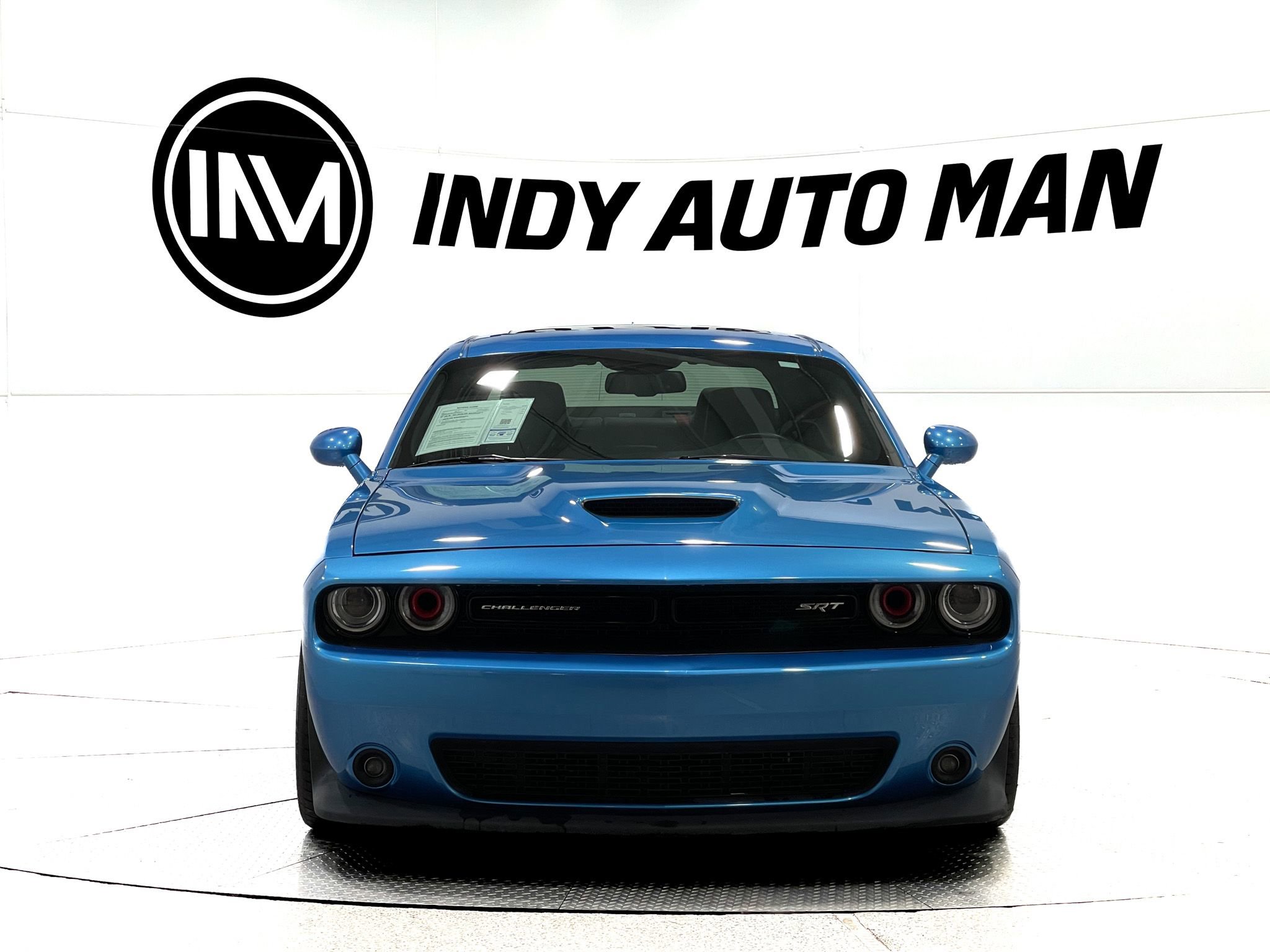 Used 2016 Dodge Challenger SRT w/ Technology Group image 9