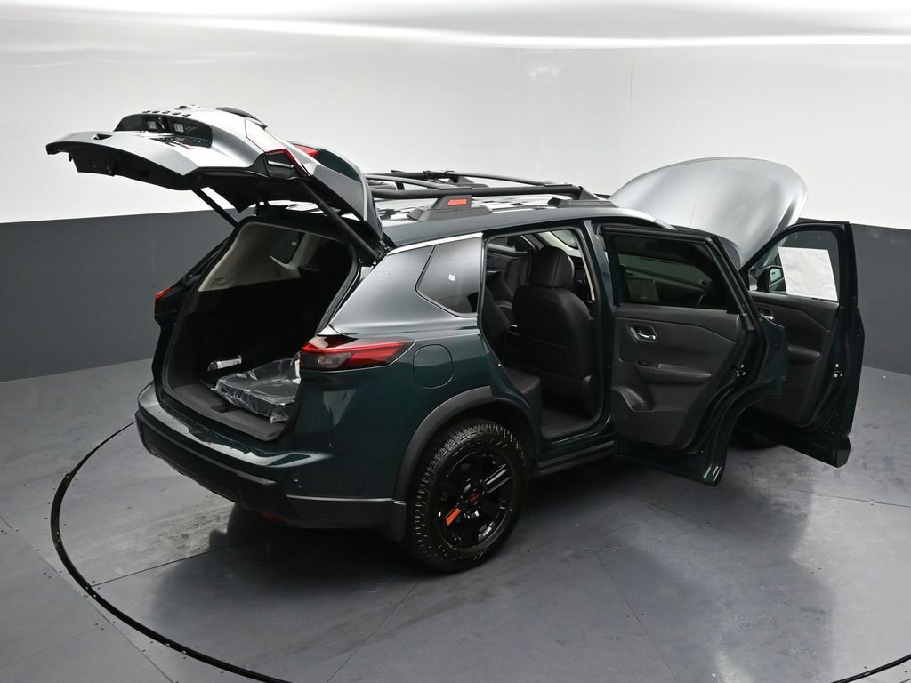 New 2026 Nissan Rogue SV w/ Rock Creek Premium Package AWD/4WD image 32