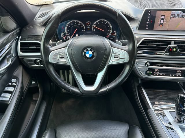 Used 2019 BMW 750i w/ Executive Package RWD image 15