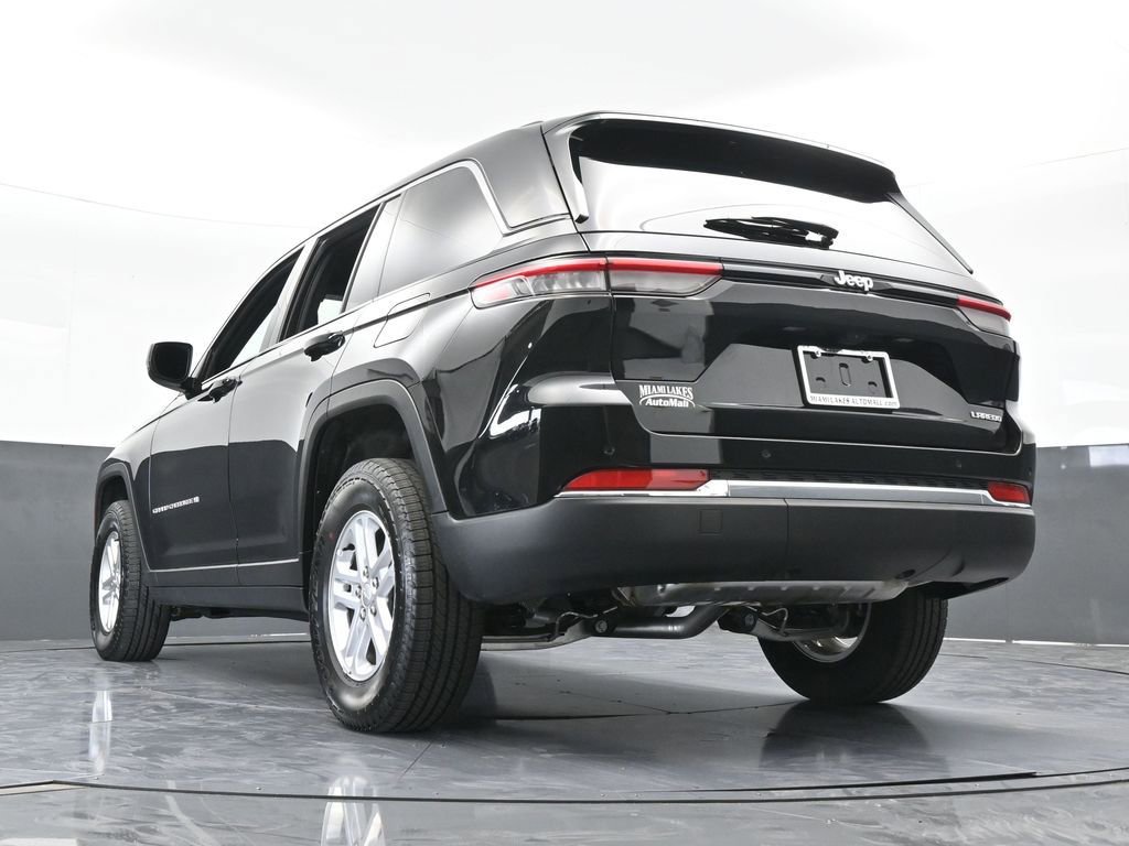 Used 2025 Jeep Grand Cherokee Laredo image 59