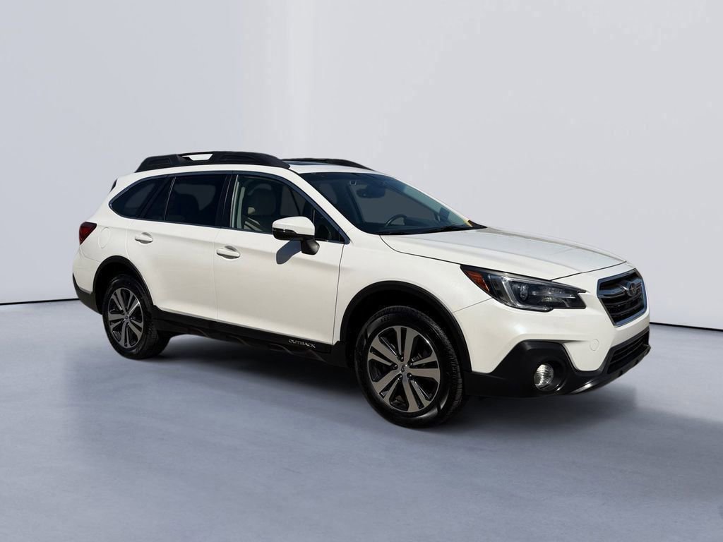 Used 2019 Subaru Outback 2.5i Limited image 1