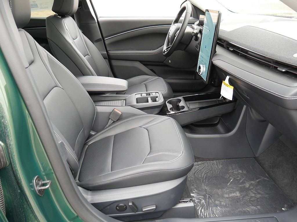 New 2026 Ford Mustang Mach-E Premium AWD/4WD image 33