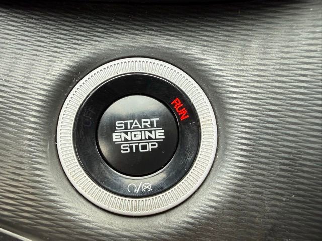 Used 2024 Jeep Grand Cherokee L Laredo image 32