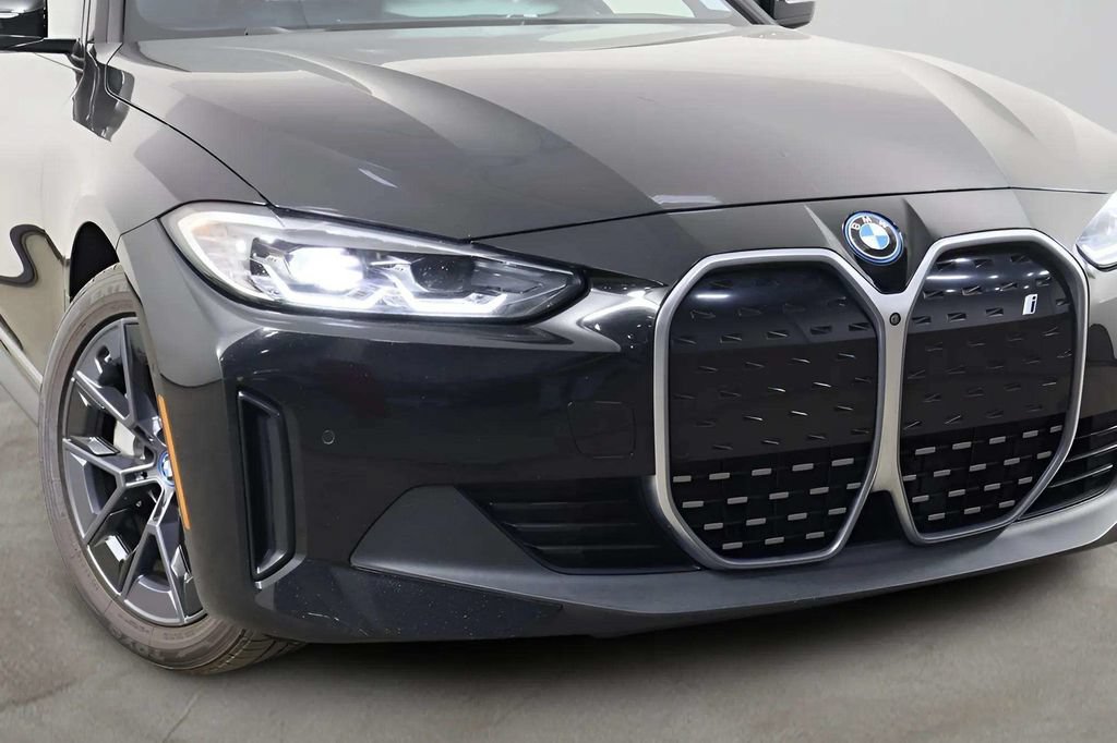 Used 2023 BMW i4 eDrive35 w/ Premium Package RWD image 39