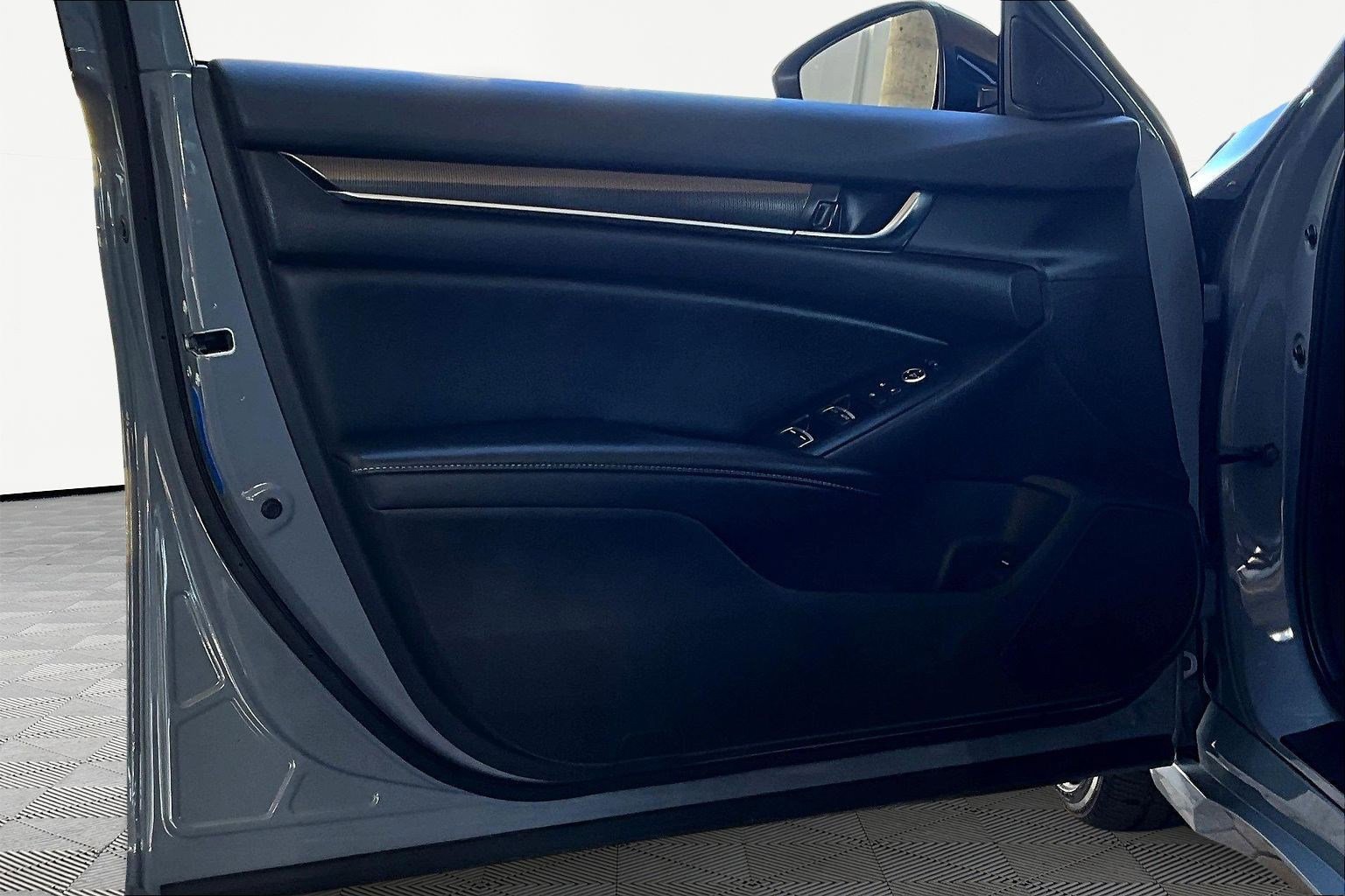 Used 2022 Honda Accord Sport image 19