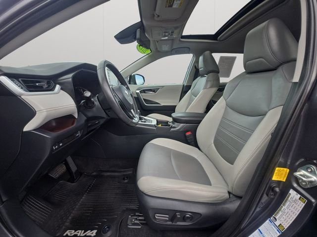 Used 2019 Toyota RAV4 Limited w/ All Weather Liner Package AWD/4WD image 10