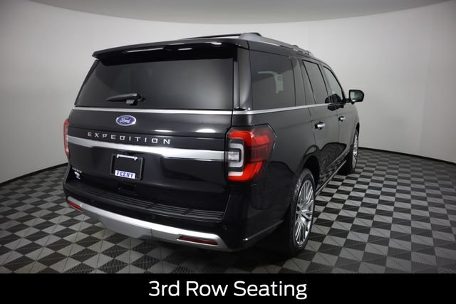 Used 2023 Ford Expedition Platinum AWD/4WD image 3