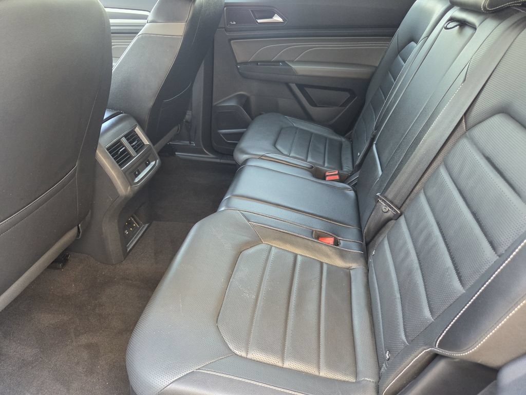 Used 2023 Volkswagen Atlas Cross Sport SEL Premium R-Line AWD/4WD image 26