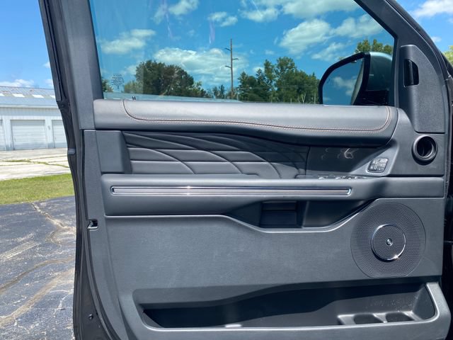 Used 2024 Ford Expedition Max Platinum AWD/4WD image 13