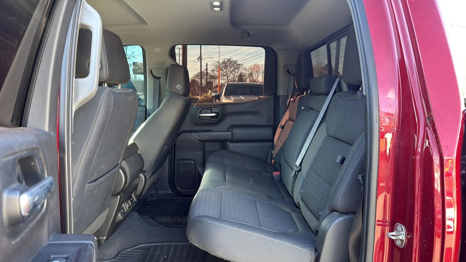 Used 2019 Chevrolet Silverado 1500 LT w/ Texas Edition image 11