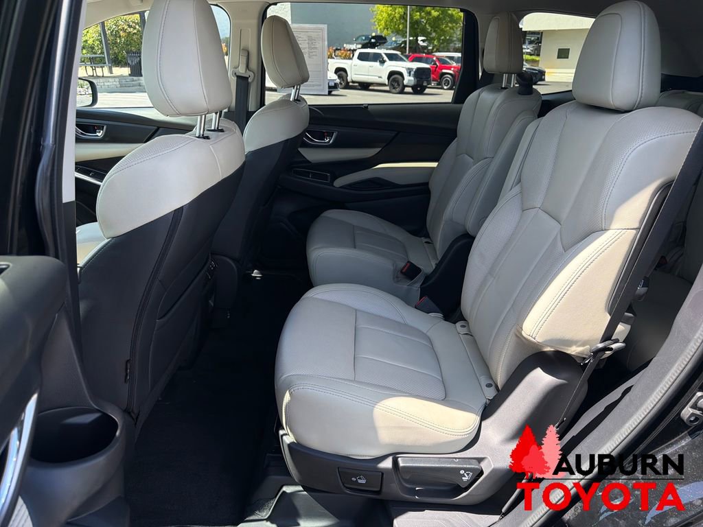 Used 2023 Subaru Ascent Limited AWD/4WD image 18