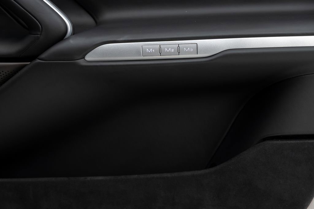 Used 2024 Ferrari Purosangue image 49