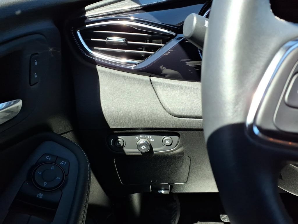 Certified 2023 Buick Encore GX Select FWD image 13