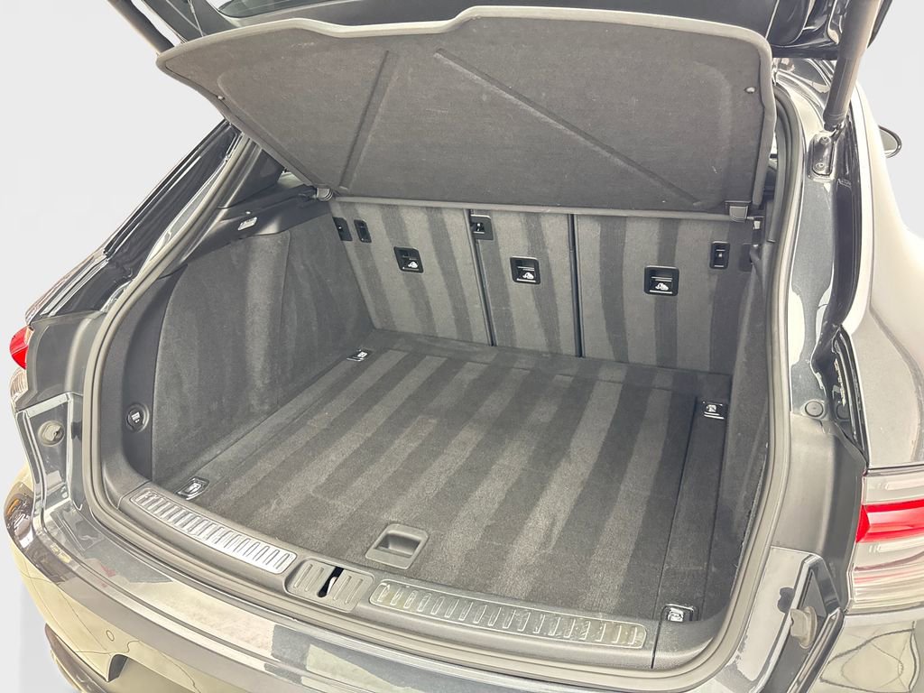 Used 2021 Porsche Macan image 76