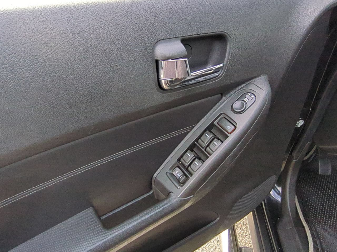 Used 2009 HUMMER H3 Luxury AWD/4WD image 21