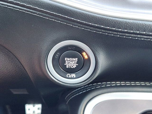 Certified 2022 Dodge Challenger R/T w/ Plus Package image 28