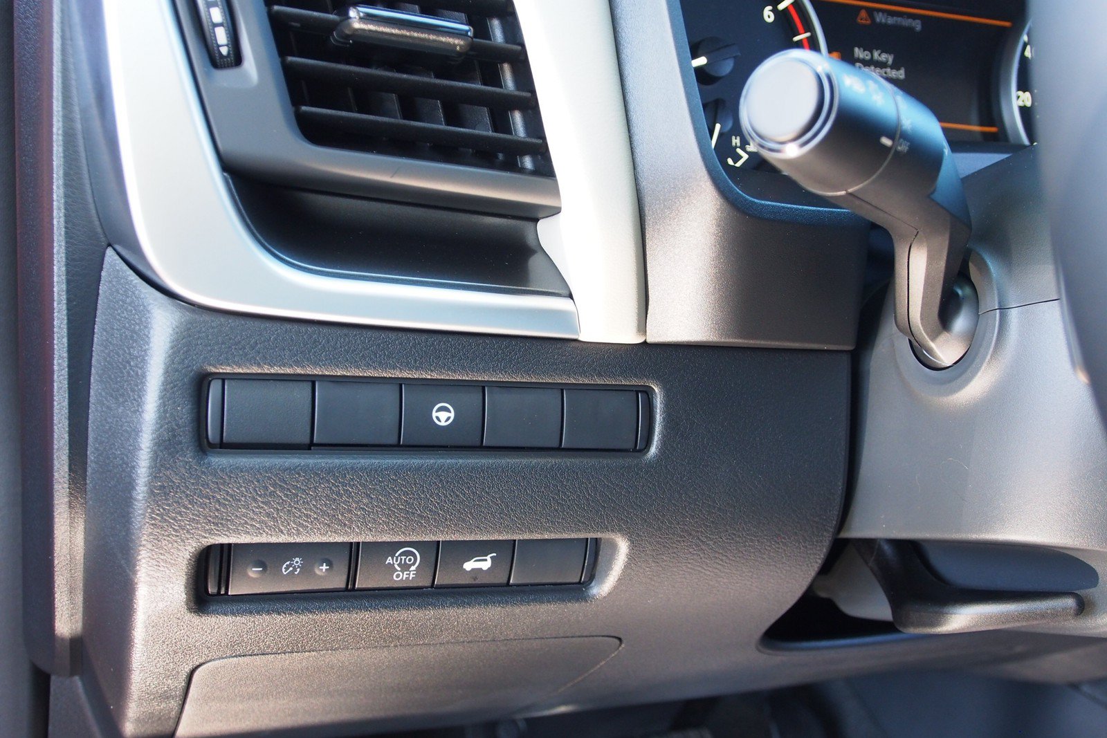 New 2026 Nissan Rogue Dark Armor FWD image 19