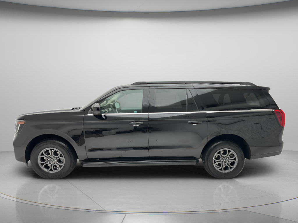 Used 2025 Ford Expedition Max Active AWD/4WD image 8