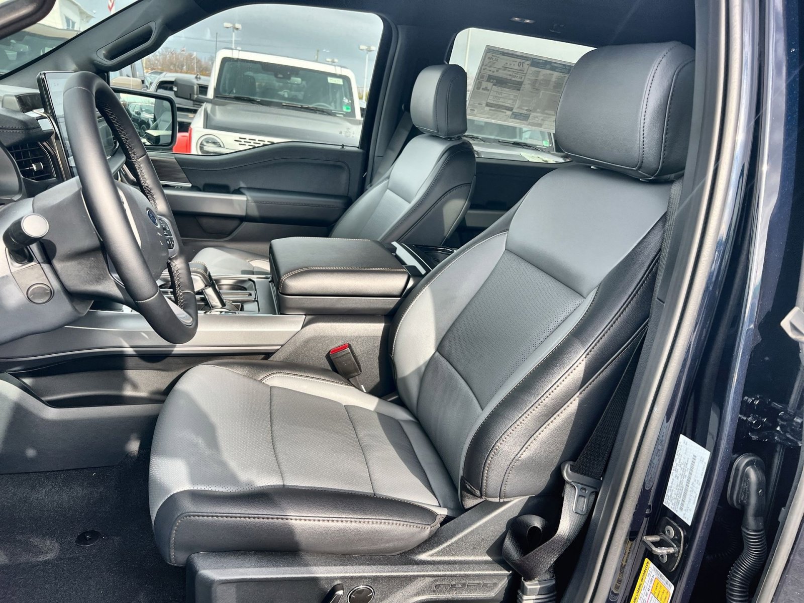 New 2025 Ford F150 Lightning Lariat image 13