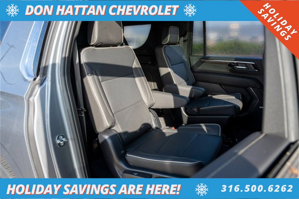 New 2025 Chevrolet Suburban Premier w/ Sun And Tow Package image 28