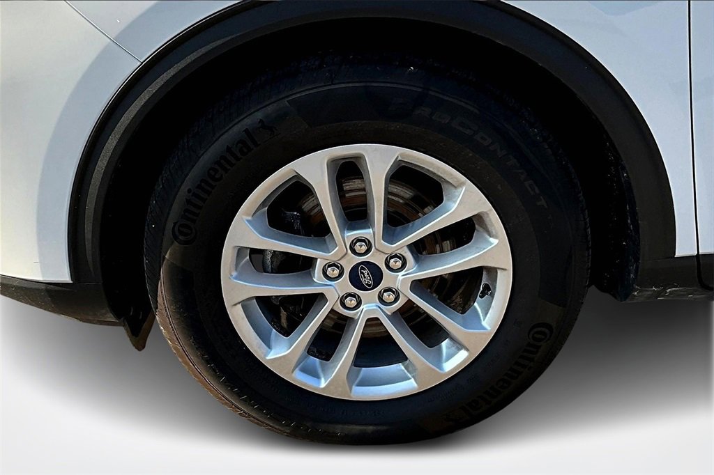 Used 2020 Ford Escape SE image 33