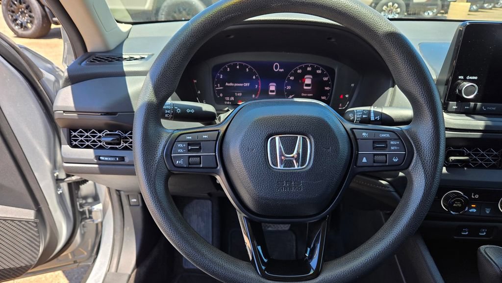 Used 2025 Honda Accord LX image 27
