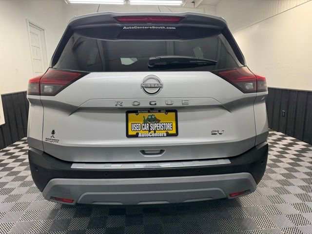 Used 2022 Nissan Rogue SV image 6