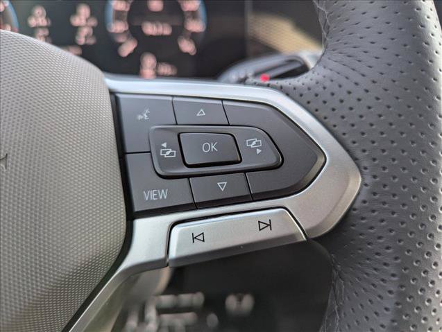 New 2026 Volkswagen Tiguan SE R-Line FWD image 14