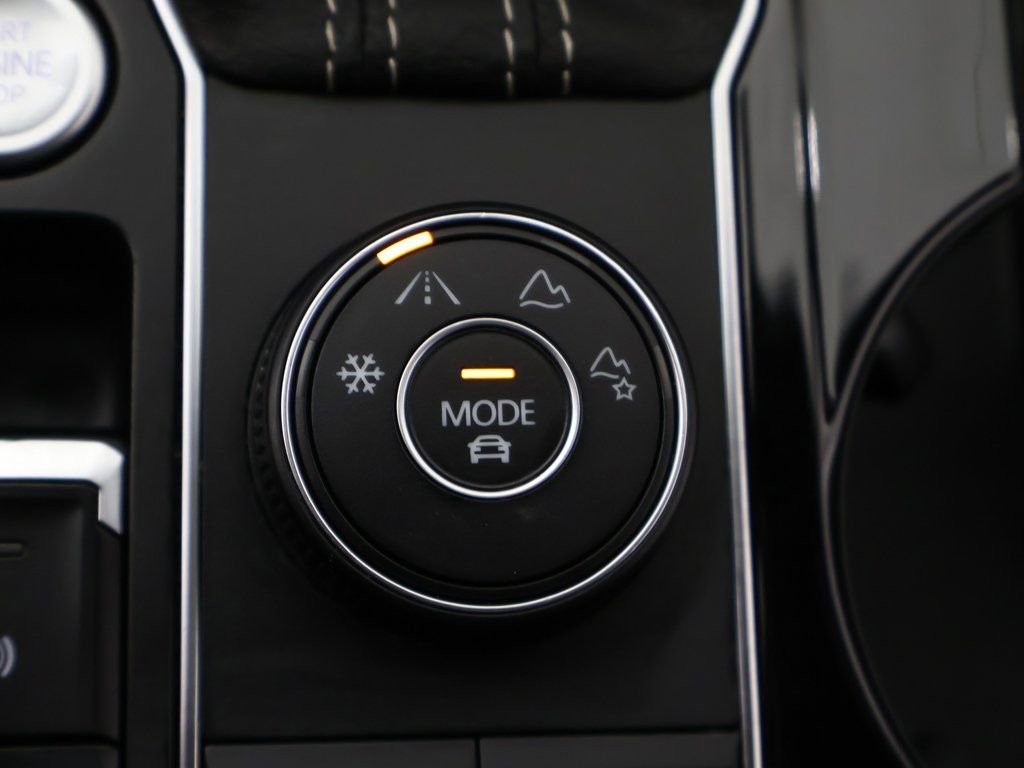 Used 2023 Volkswagen Atlas Cross Sport SE w/ Panoramic Sunroof Package image 52