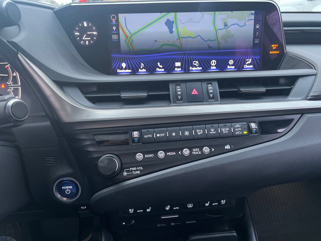 Used 2019 Lexus ES 300h w/ Accessory Package 2 FWD image 28