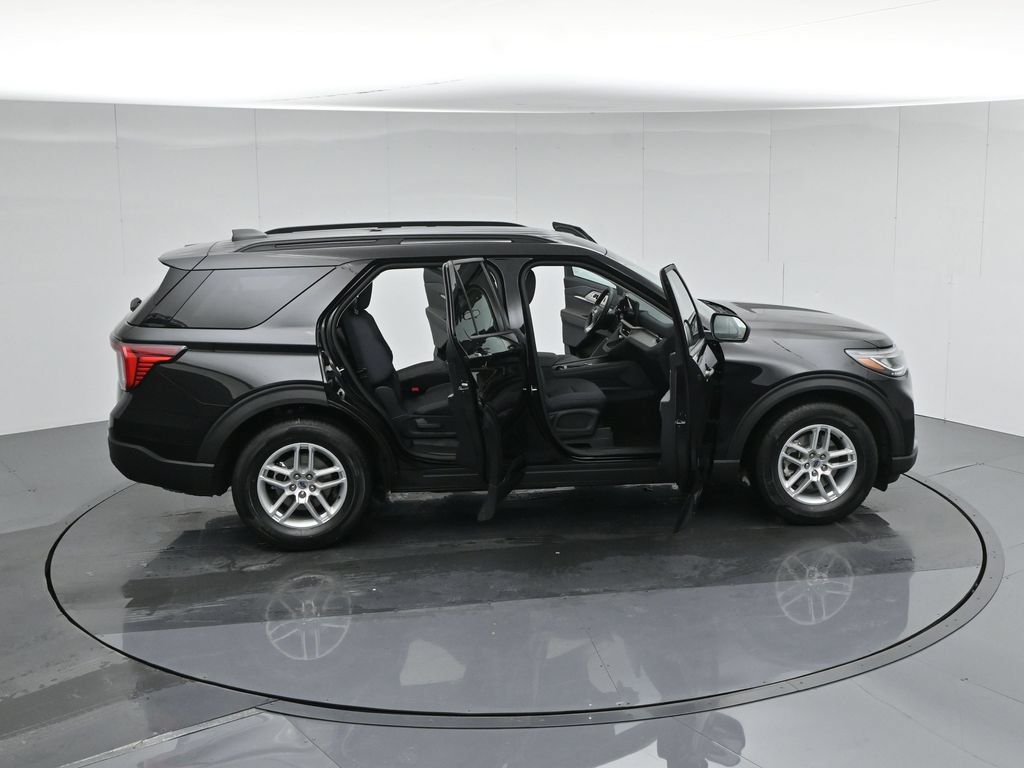 New 2026 Ford Explorer Active RWD image 43
