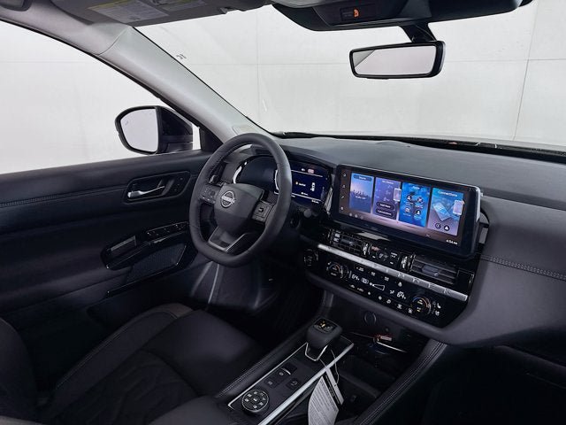 New 2026 Nissan Pathfinder Platinum w/ Cargo Package AWD/4WD image 29