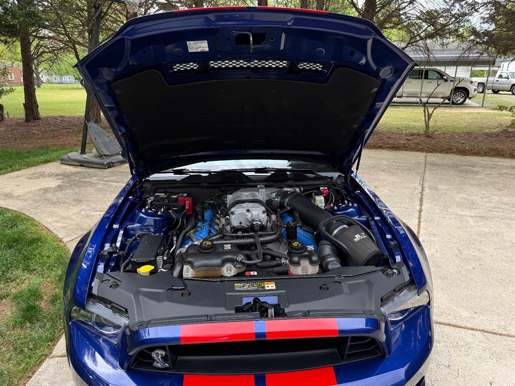 Used 2014 Ford Mustang Shelby GT500 w/ Equipment Group 821A RWD image 67
